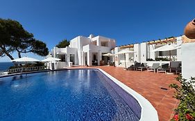 Hotel Village